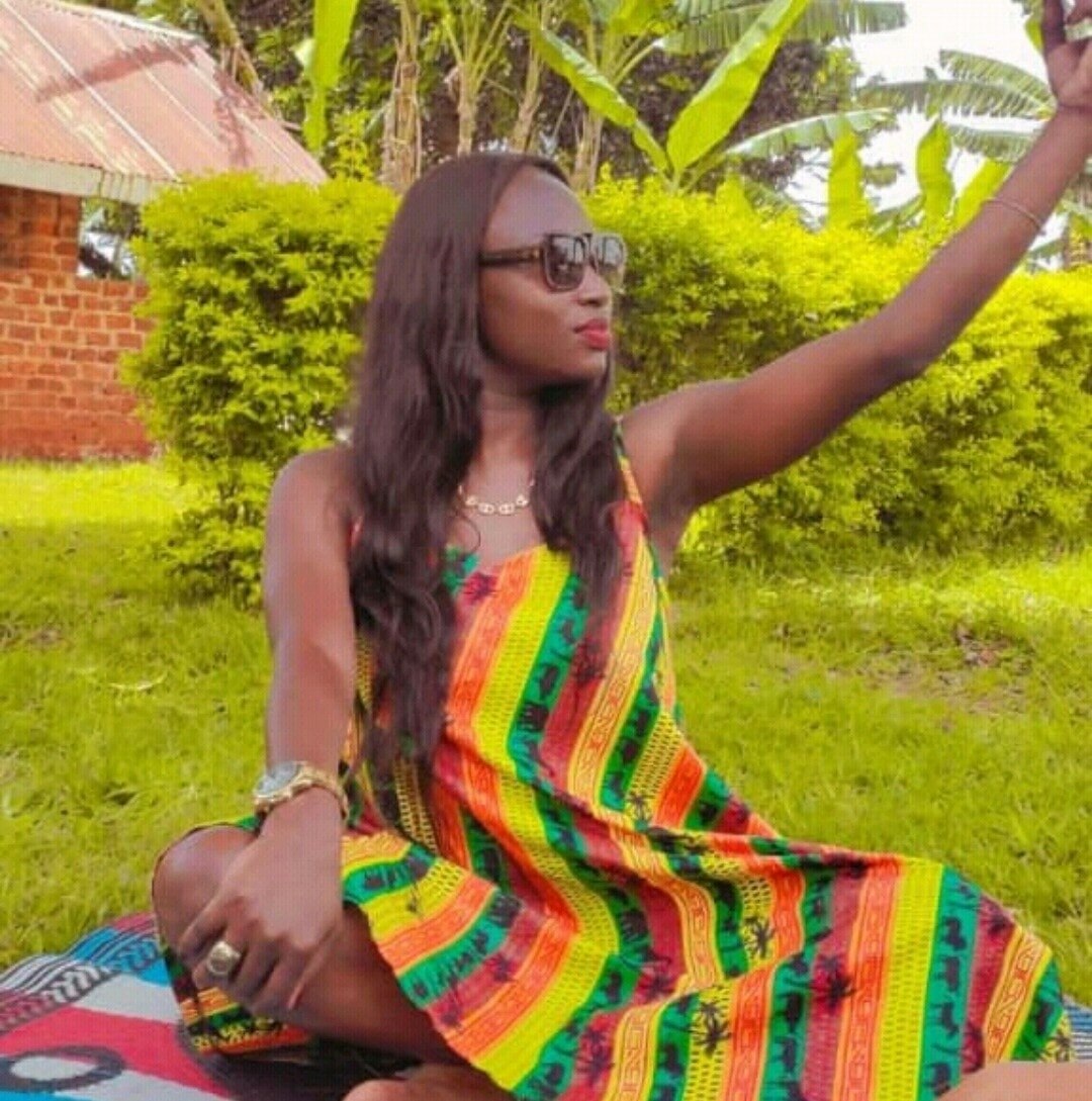 MILK COW: Former ex-Zipper model Amanio finally shops new ride