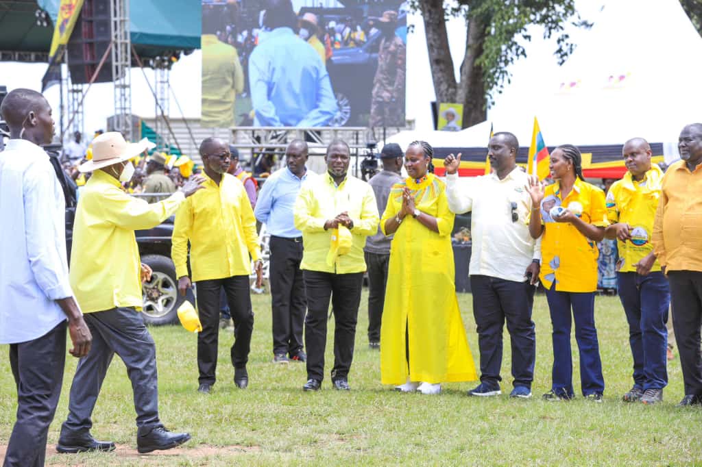 Museveni vows to resolve Acholi’s key issues as he campaigns in Nwoya district
