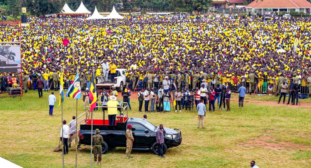 Museveni ends Bugisu tour in Mbale with massive rally
