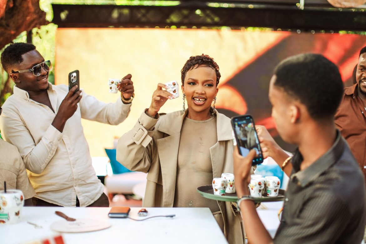 30YRS OF BANANA: Sheila Gashumba Treats Kampala Horny Men With Groin Pain,Throws Bottle Party