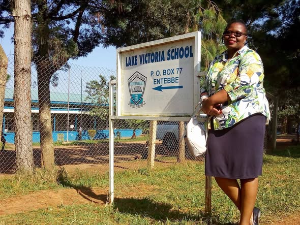 LAKE VICTORIA SCHOOL SAGA: Mayor Rulinda Takes Land Grabbers Not Stepping Over Gov’t School Land With New Fencing