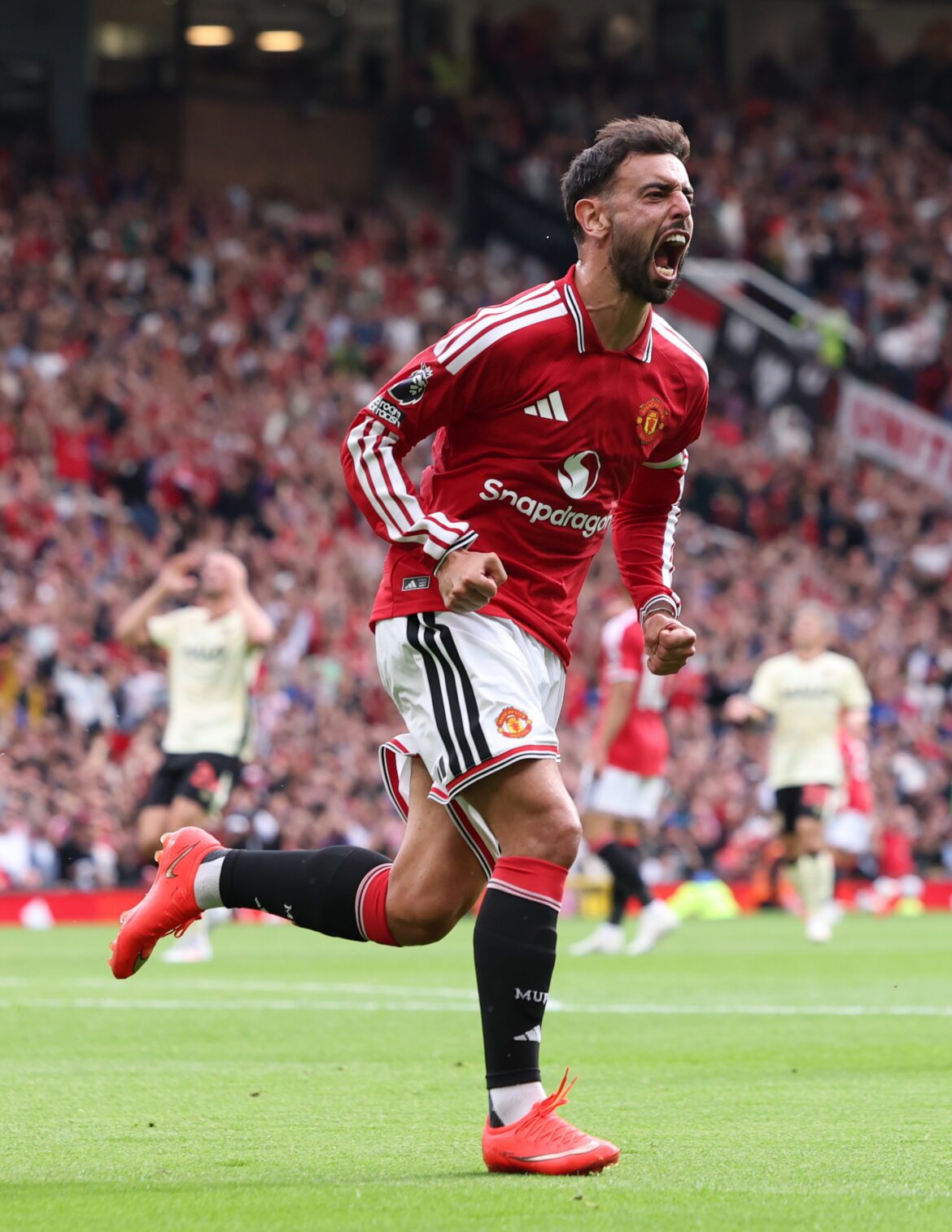Manchester derby takes centre stage in Premier League thriller